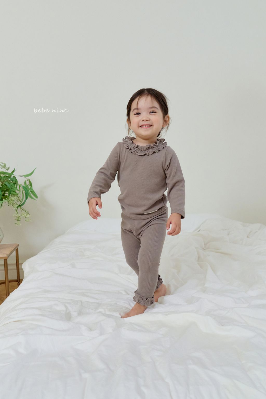 2_프랄린세트_모델사진3