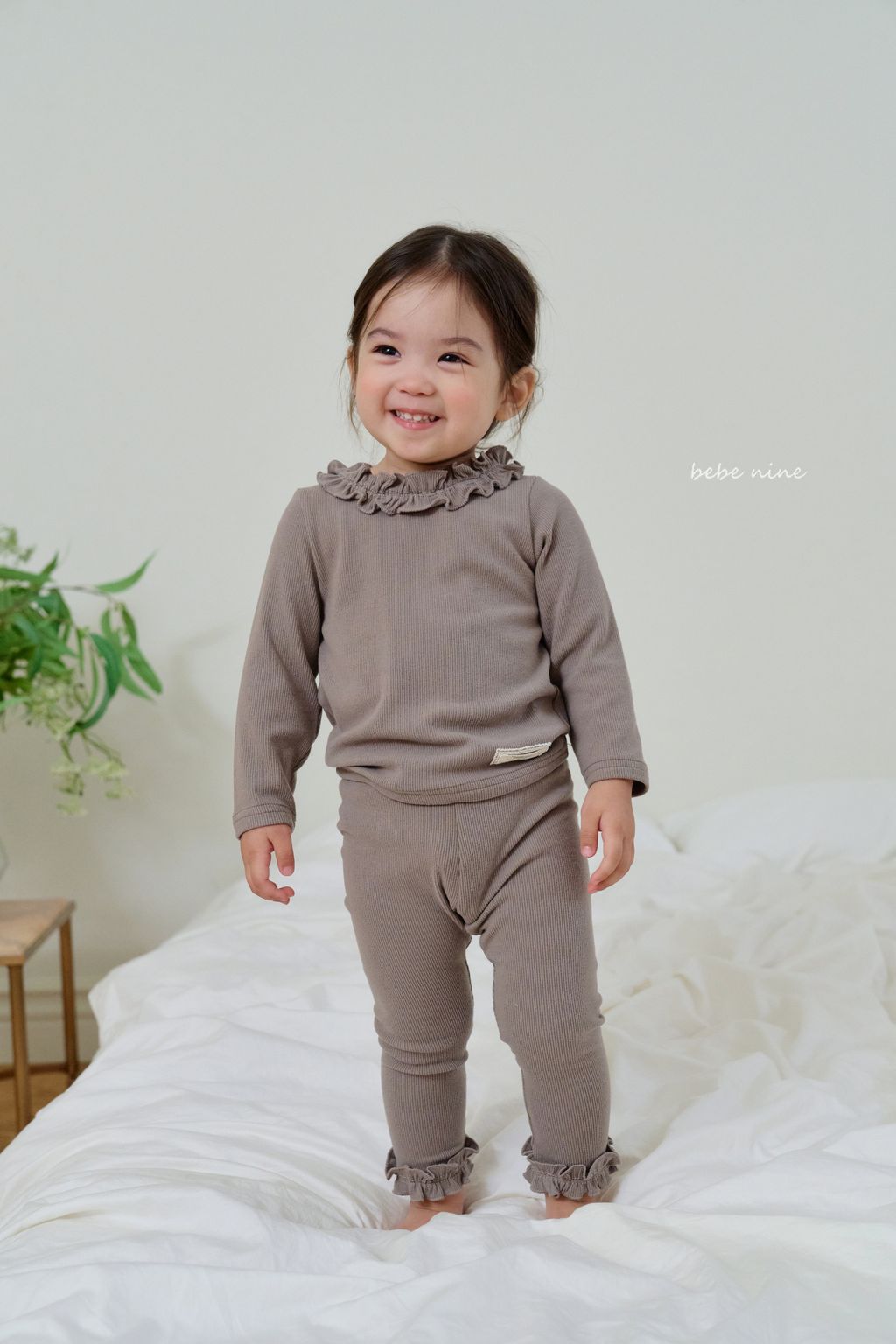 2_프랄린세트_모델사진1