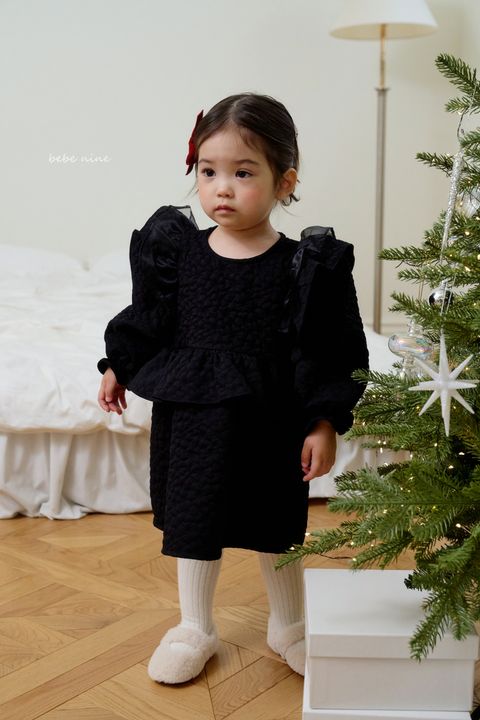 2_헤일리원피스_모델사진2