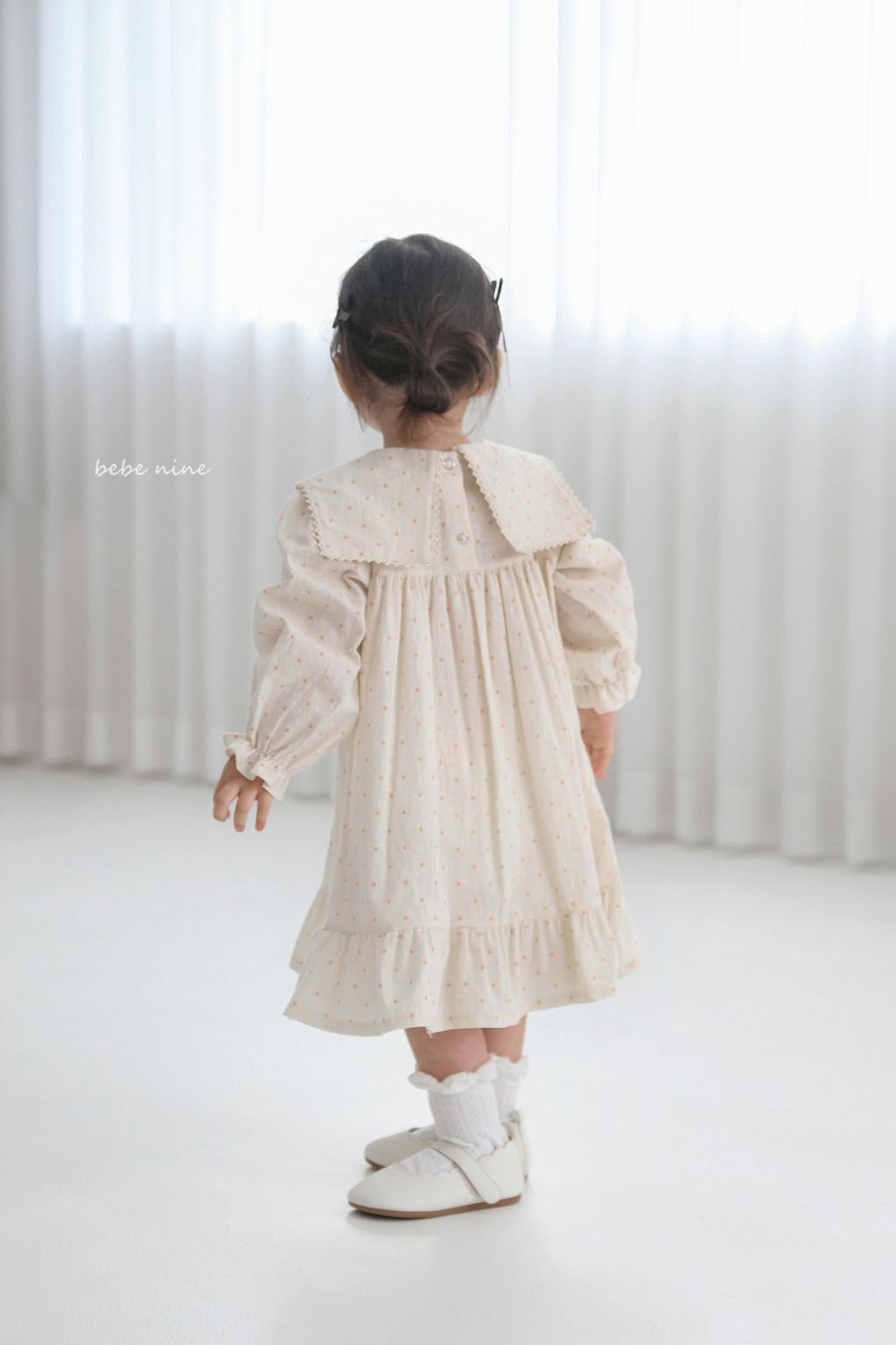 2_사각도트프릴원피스_모델사진10