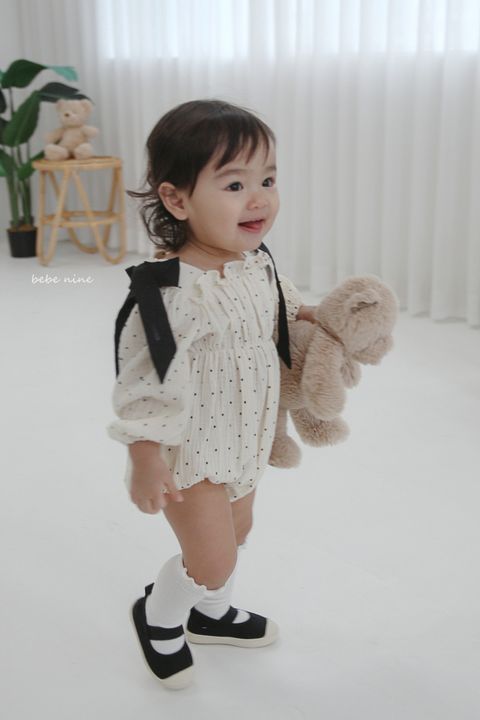 2_슈가리본슈트_모델사진2