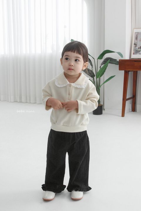 2_프릴카라맨투맨_모델사진4