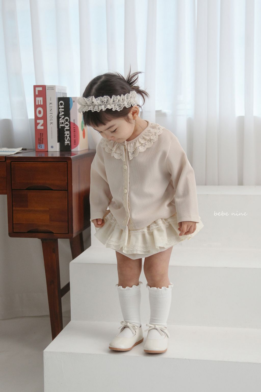 2_쁘띠레이스가디건_모델사진5