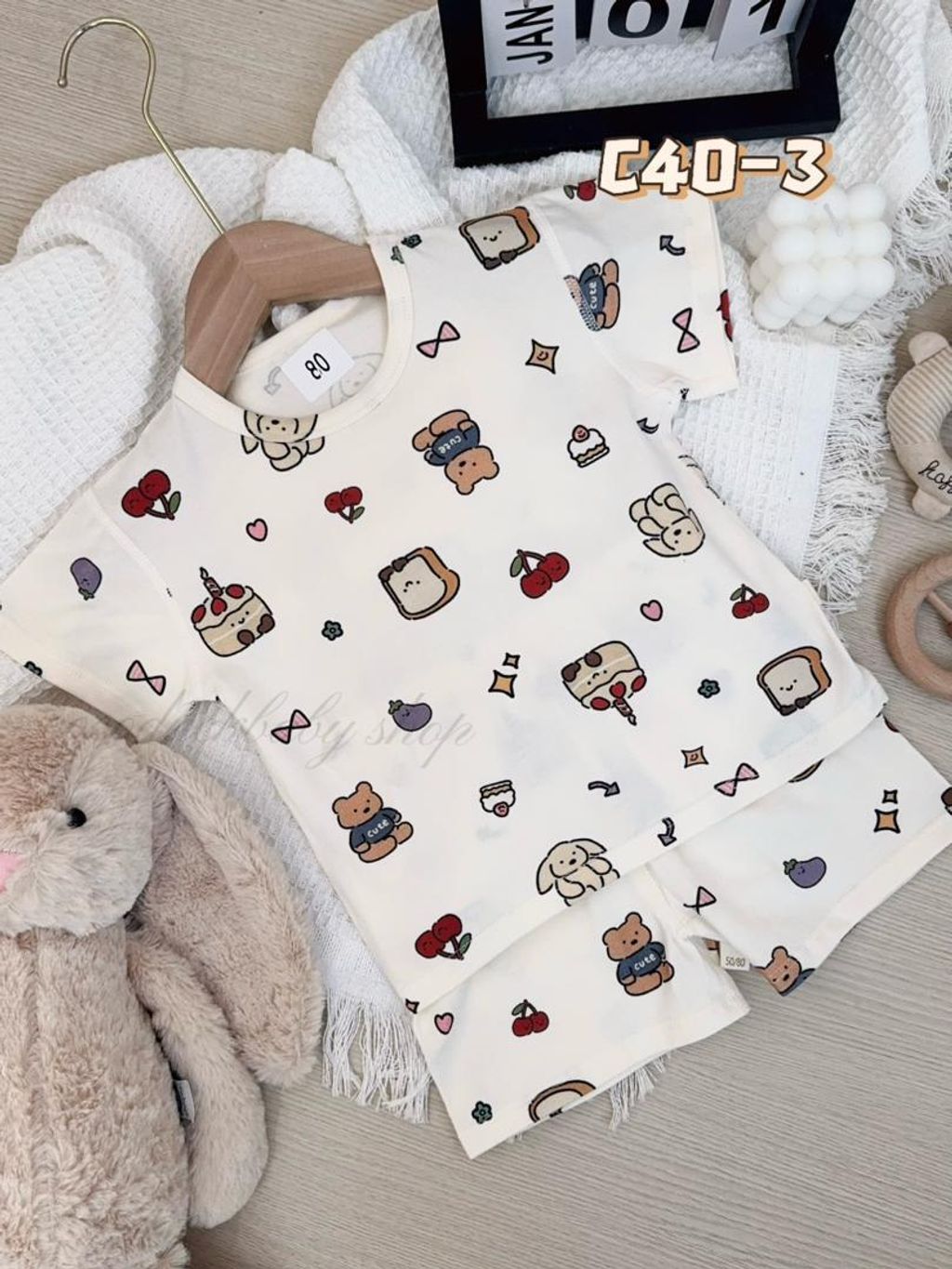 a8823ed2-288f-402c-819b-d5c8a39d71f2