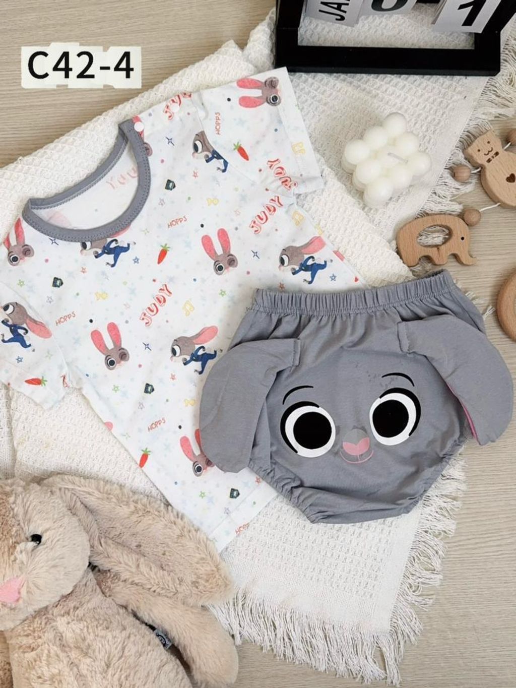 77a8f0f4-6965-4ad9-8e54-94234878b975