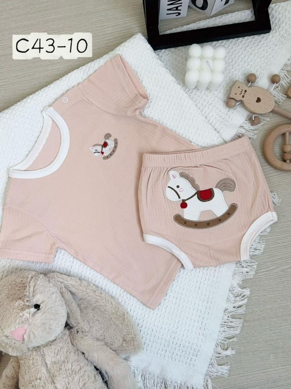 e6926a1d-1f88-400e-99fd-27b7374b3893