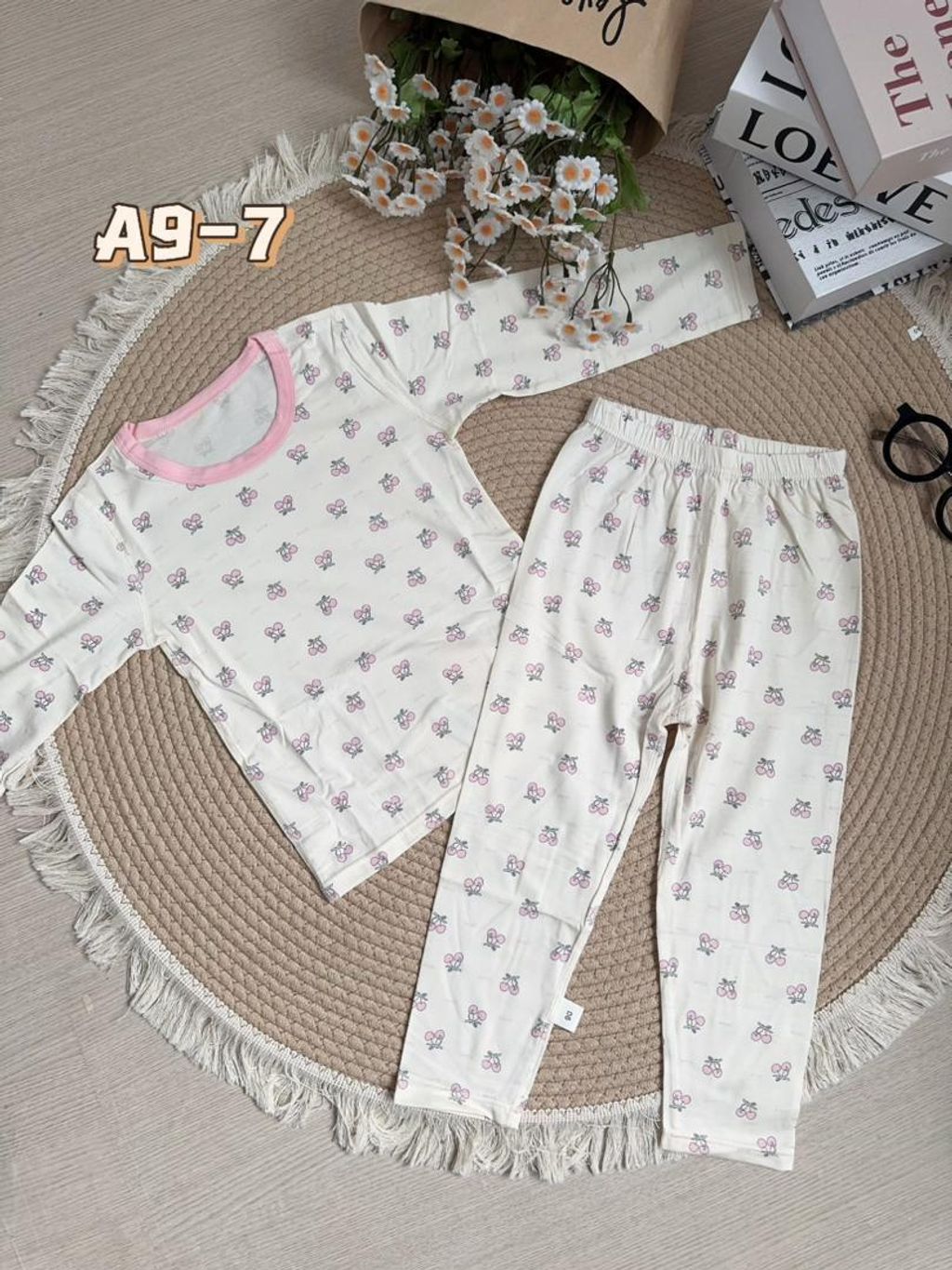 9b1a0cd5-0744-41f1-934a-ec5927a24642
