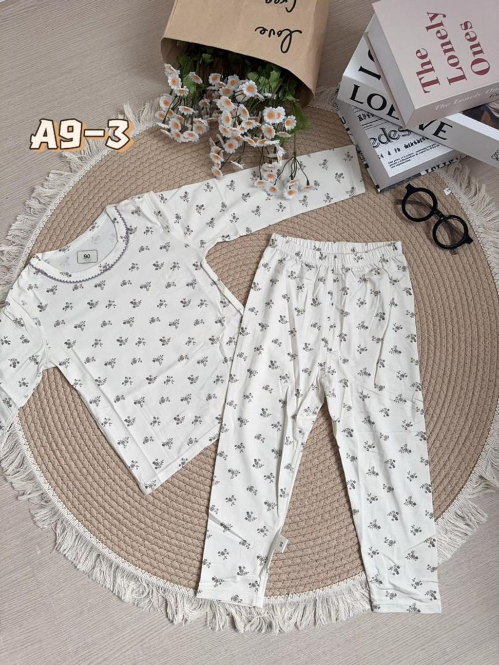 ff562615-207f-4b21-93c8-6b675f1ffe30