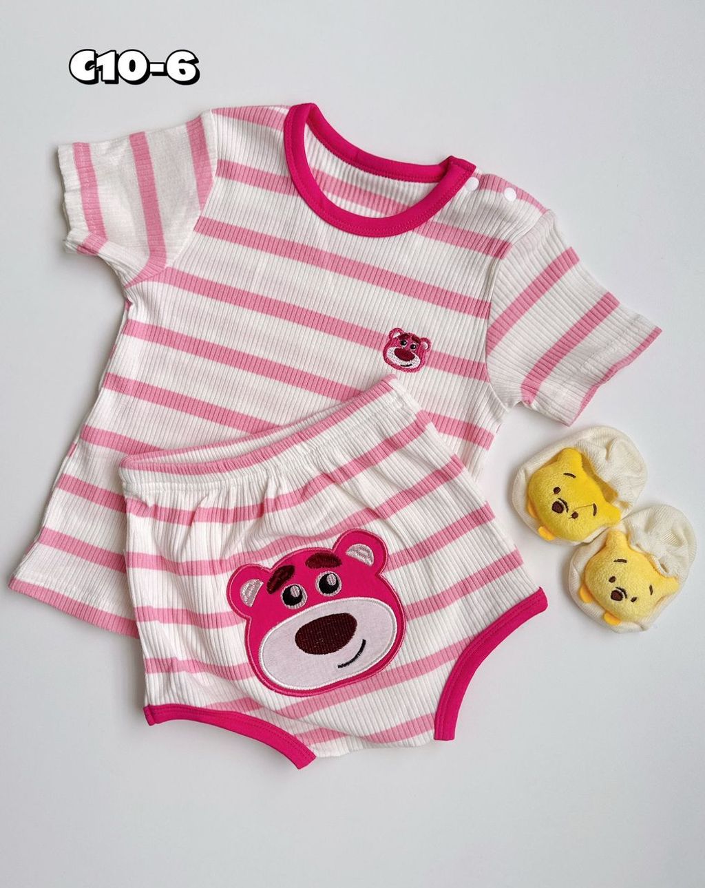 a0e66bdc-1e6c-425e-8d6a-e54124a89d0f