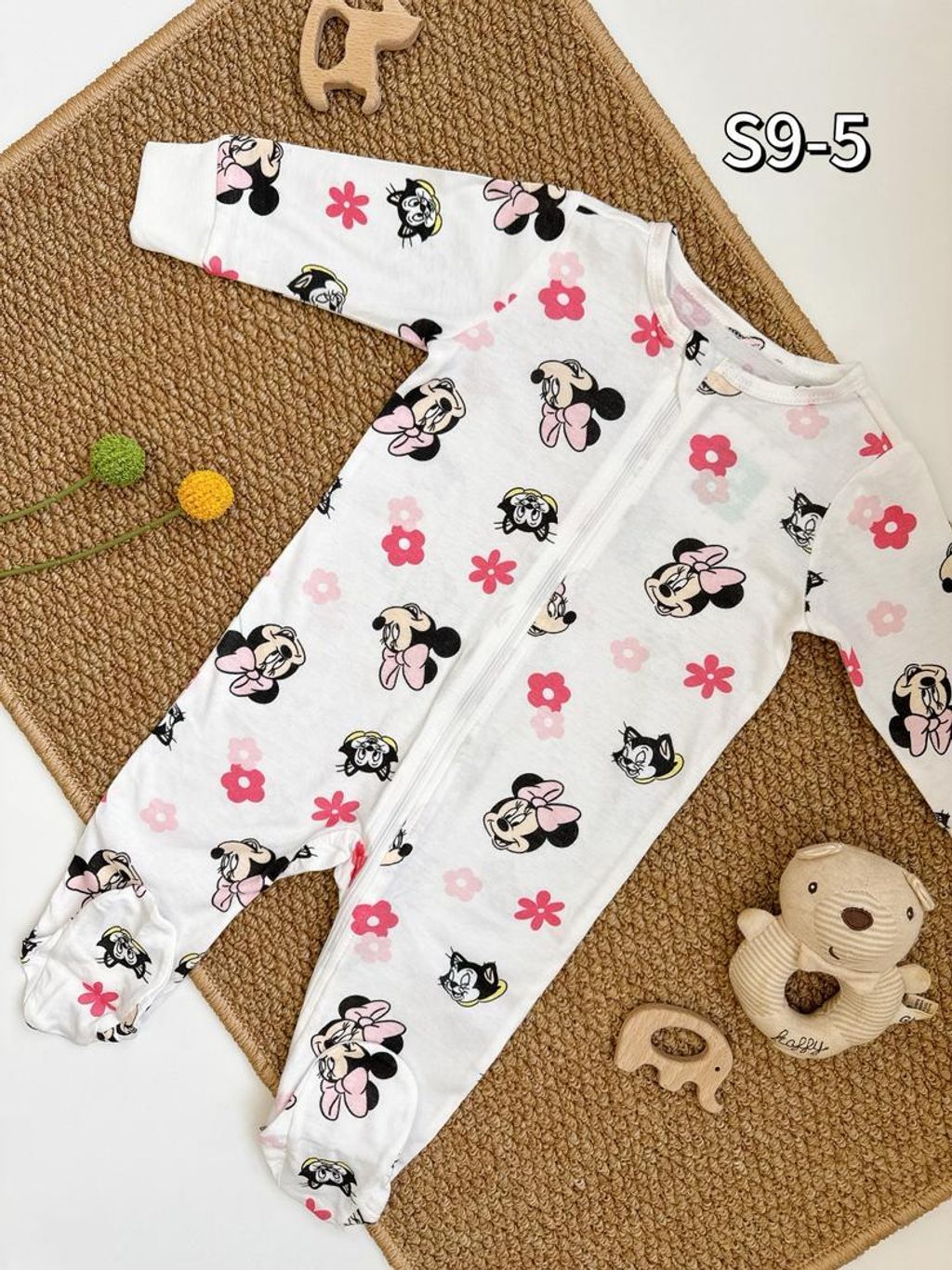 2b5054d7-d85f-470d-8403-063182cc3e06