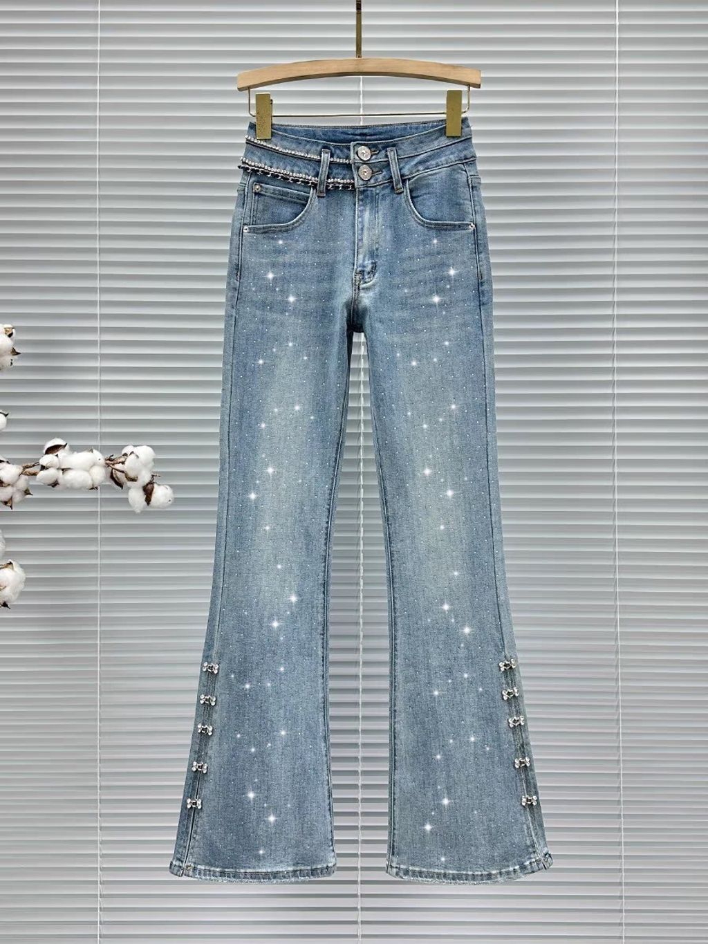 LINE_ALBUM_0428官網上架_250428_10