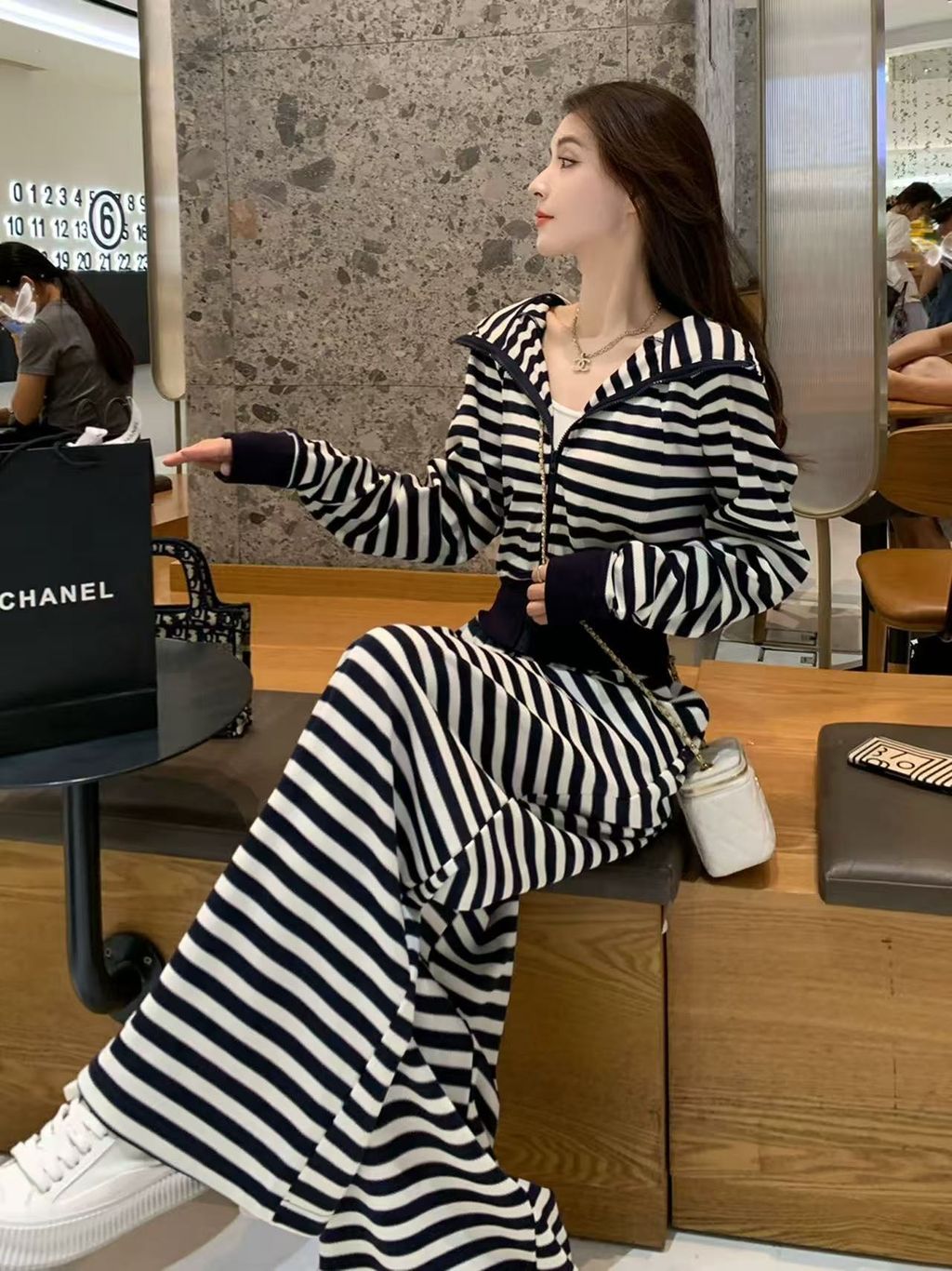 32821d95845504dd410bd295b0ff7b7