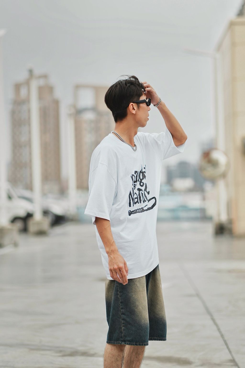 0FFEAA75-BAC8-452F-A101-F4F8324C1F44