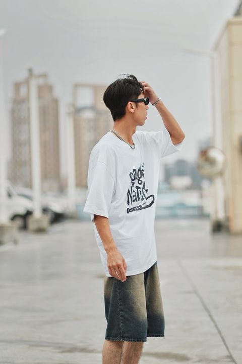 0FFEAA75-BAC8-452F-A101-F4F8324C1F44