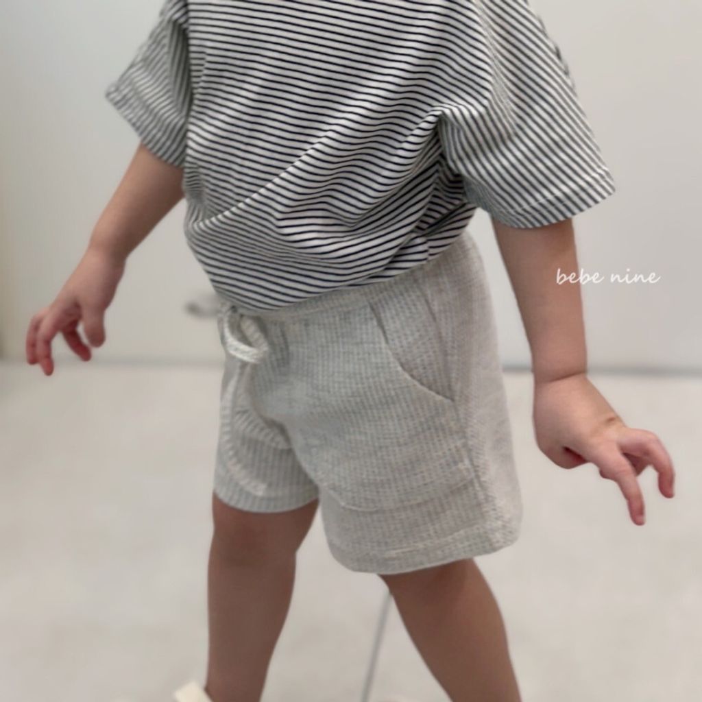 LINE_ALBUM_BnXS_250418_212