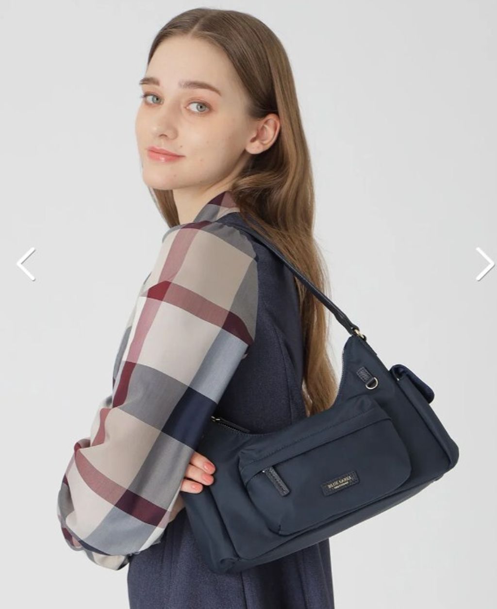 NYLON POCKET SHOULDER BAG9