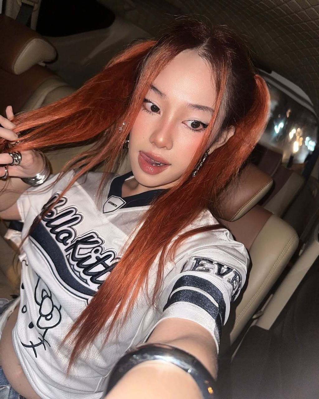 ≽^•༚•^≼  ╾━╤デ╦︻