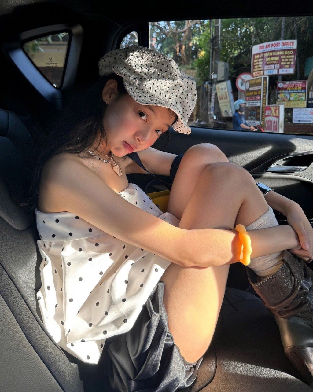 z6767750639759_e4ed64f0c63dcba280b7ca3d470cf02d_1cfdf8a237e444e88c41a96b4bcafe08_master_VSCO