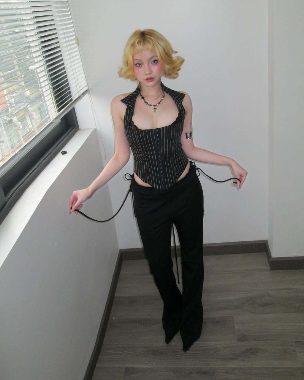 ギャングスタープリンセス ▄︻デ۪۞━一💥 (1)