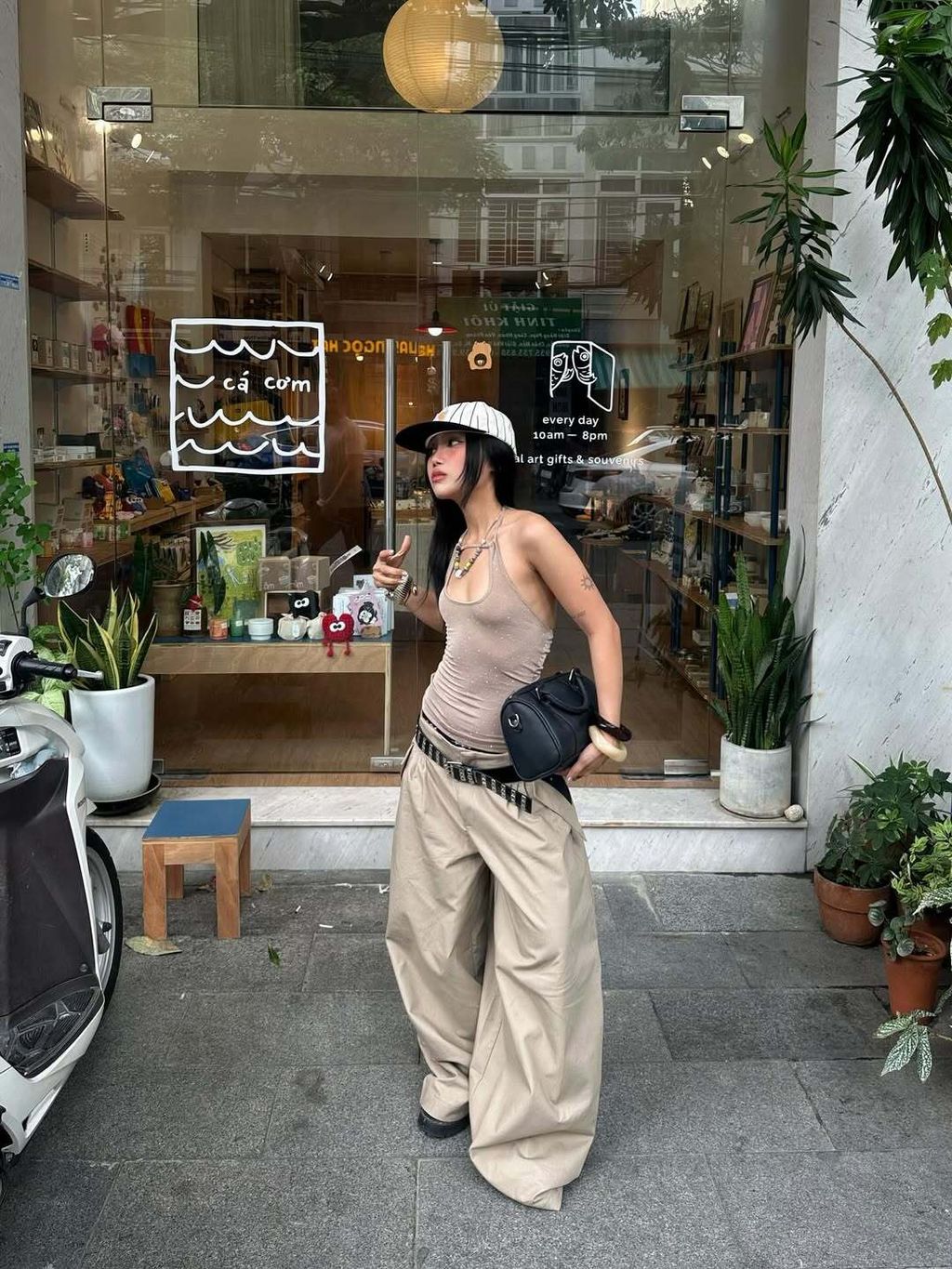 natural fit to coffee ☕️👣@iue_studio •••#ootdfashion #outfits #streetstyle #streetwear #outfits