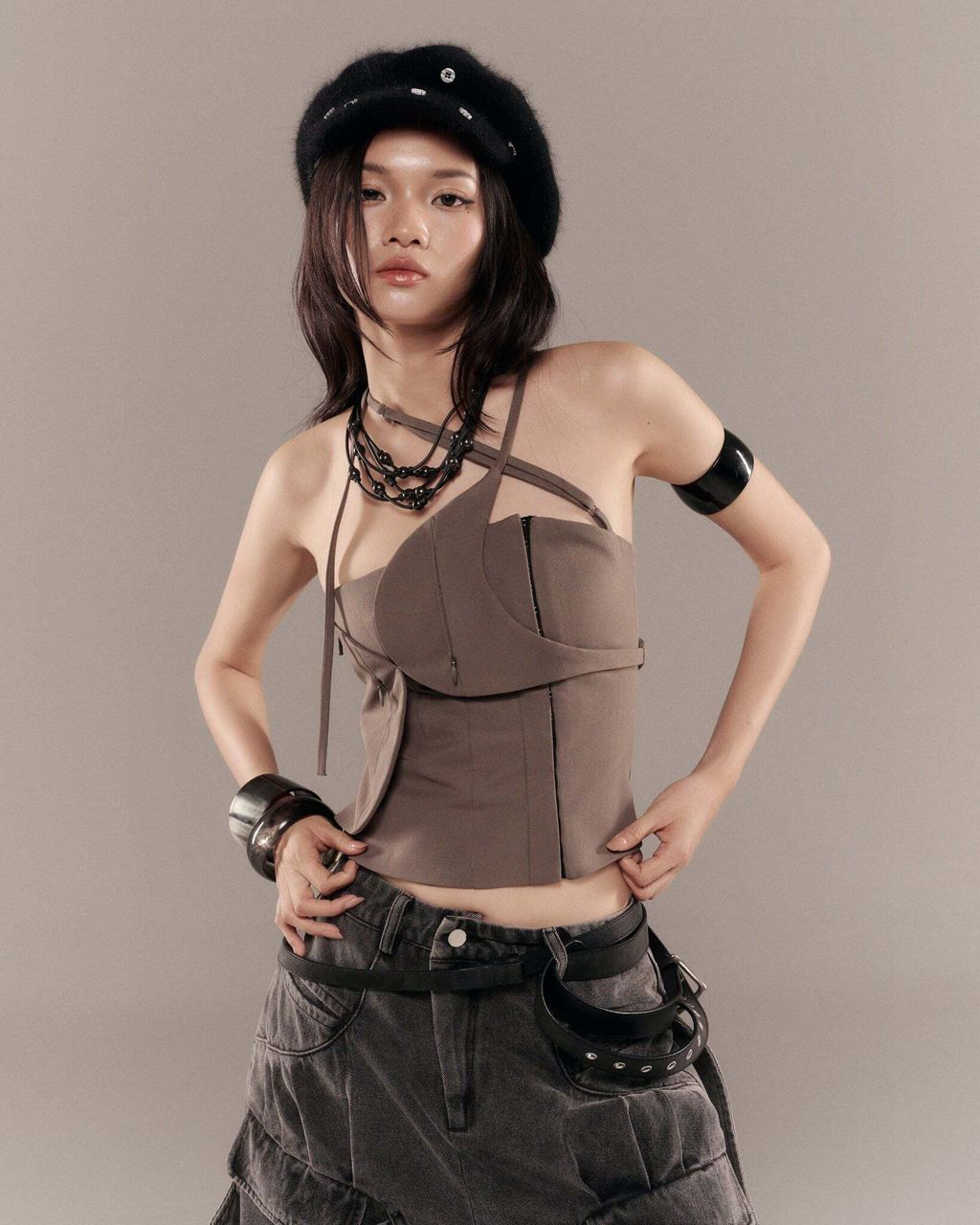 ao_15_e02907ce657c47a4b20ca60876d225a9_master