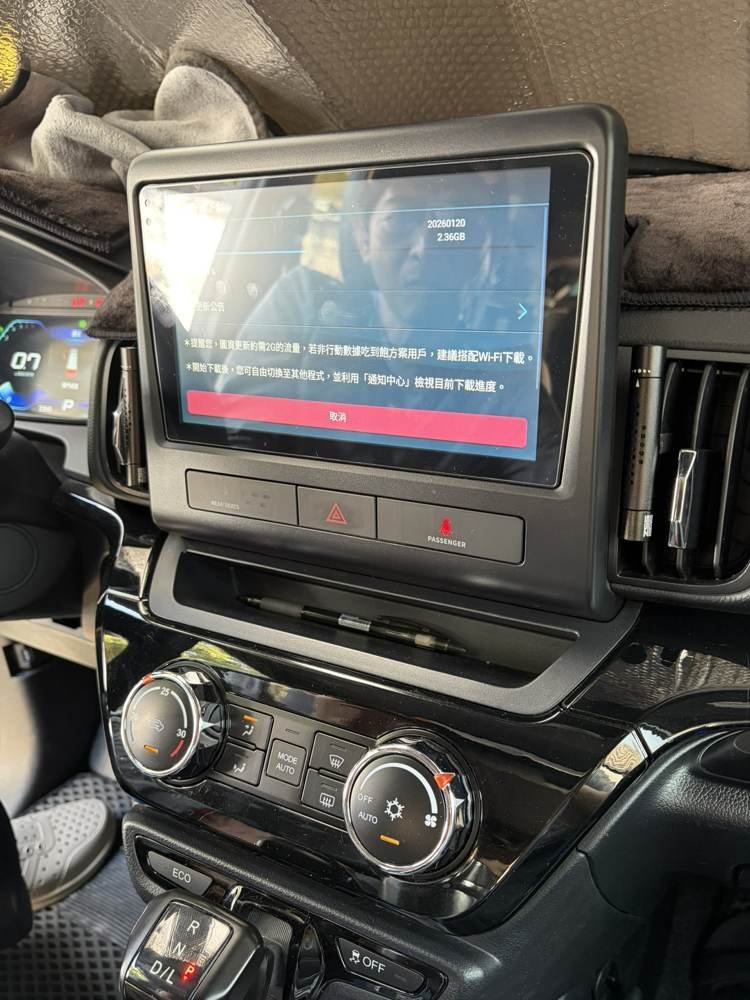 三菱 Zinger 原廠螢幕 安裝 Carcube Ultra 安卓盒