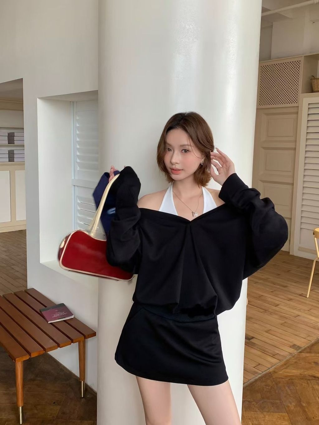 0b9513bb14360e879e33b581fbafabd4_Copy