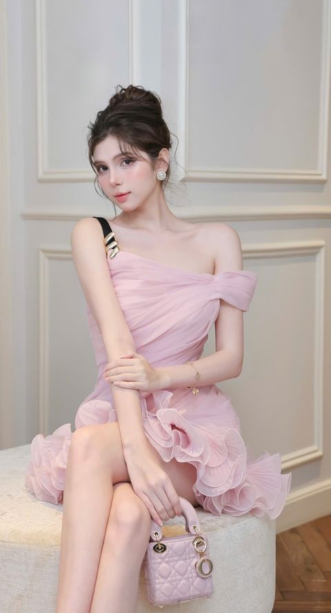z6868759049378_c02a1b2c872abd860e267ea3c8418333（4）