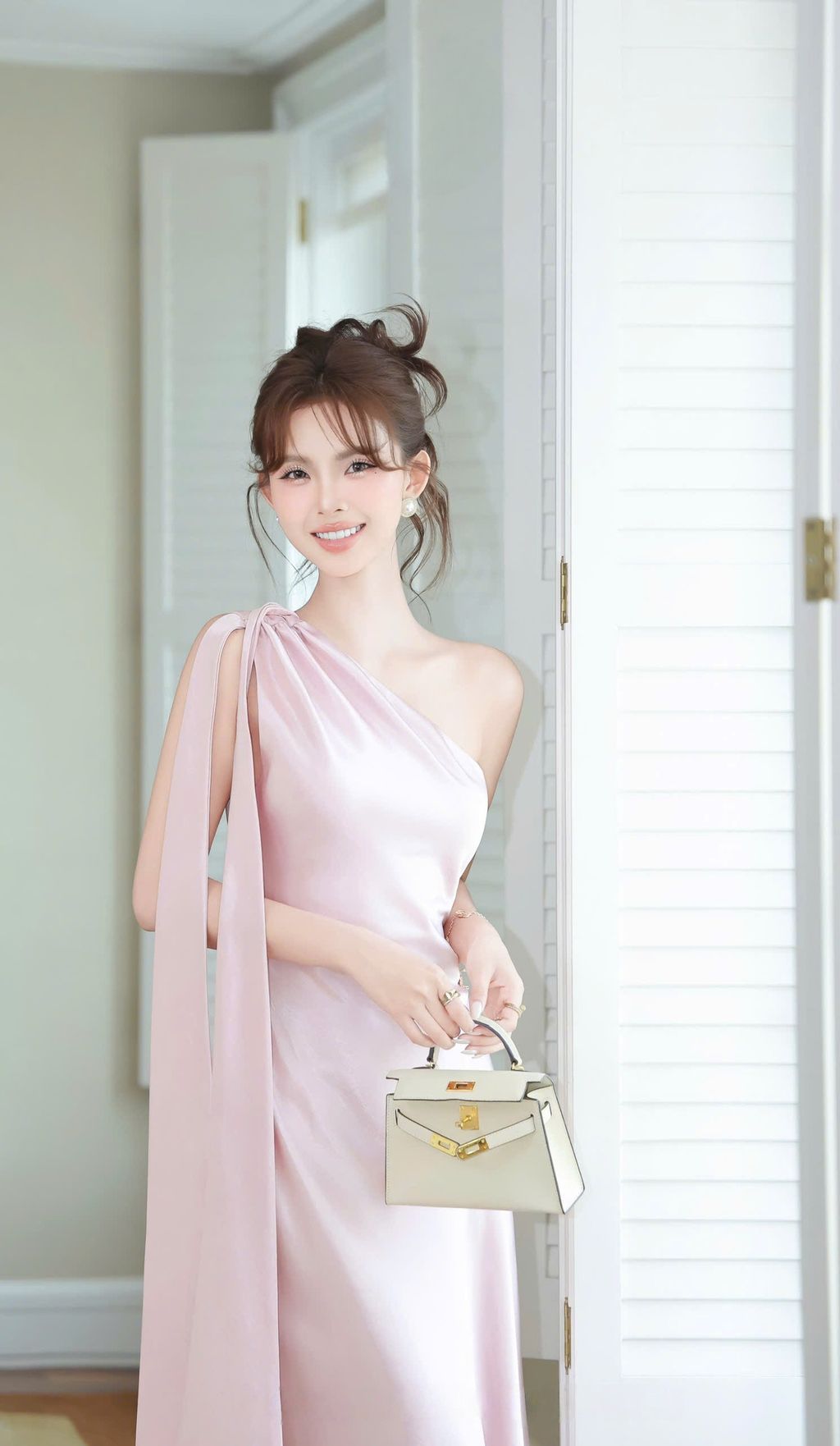 z6922869727975_3a873dee2d1422ab3e9316557f6083db（5）_美图设计室AI消除_20250828