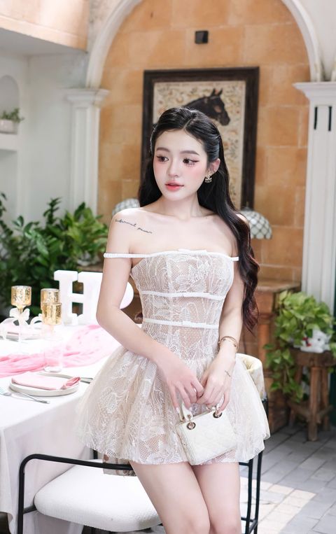 z7130020225329_4a1c4cfa72e35bcaaa70a8f28d7dbab7