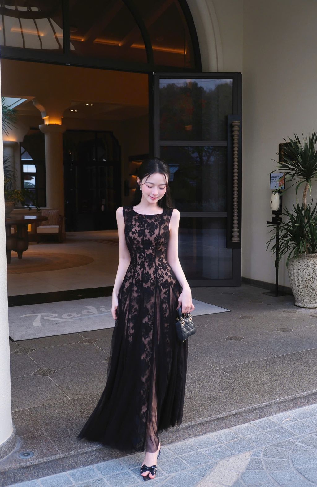 z7136056321029_74275f220cc1053d0b3bcdc7897445b1