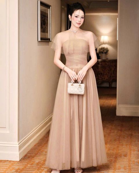 z7181188083505_67899afd4621f626c3395359788cb13d