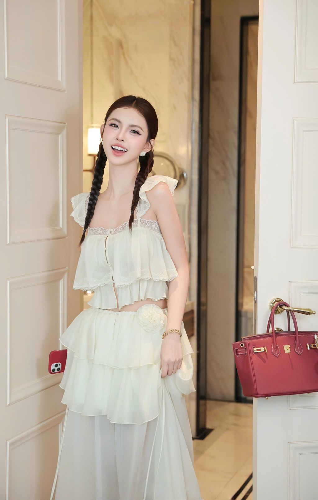 z6949323197990_8f488f0679d8d83bcdd7125e72d91696_美图设计室AI消除_20250902