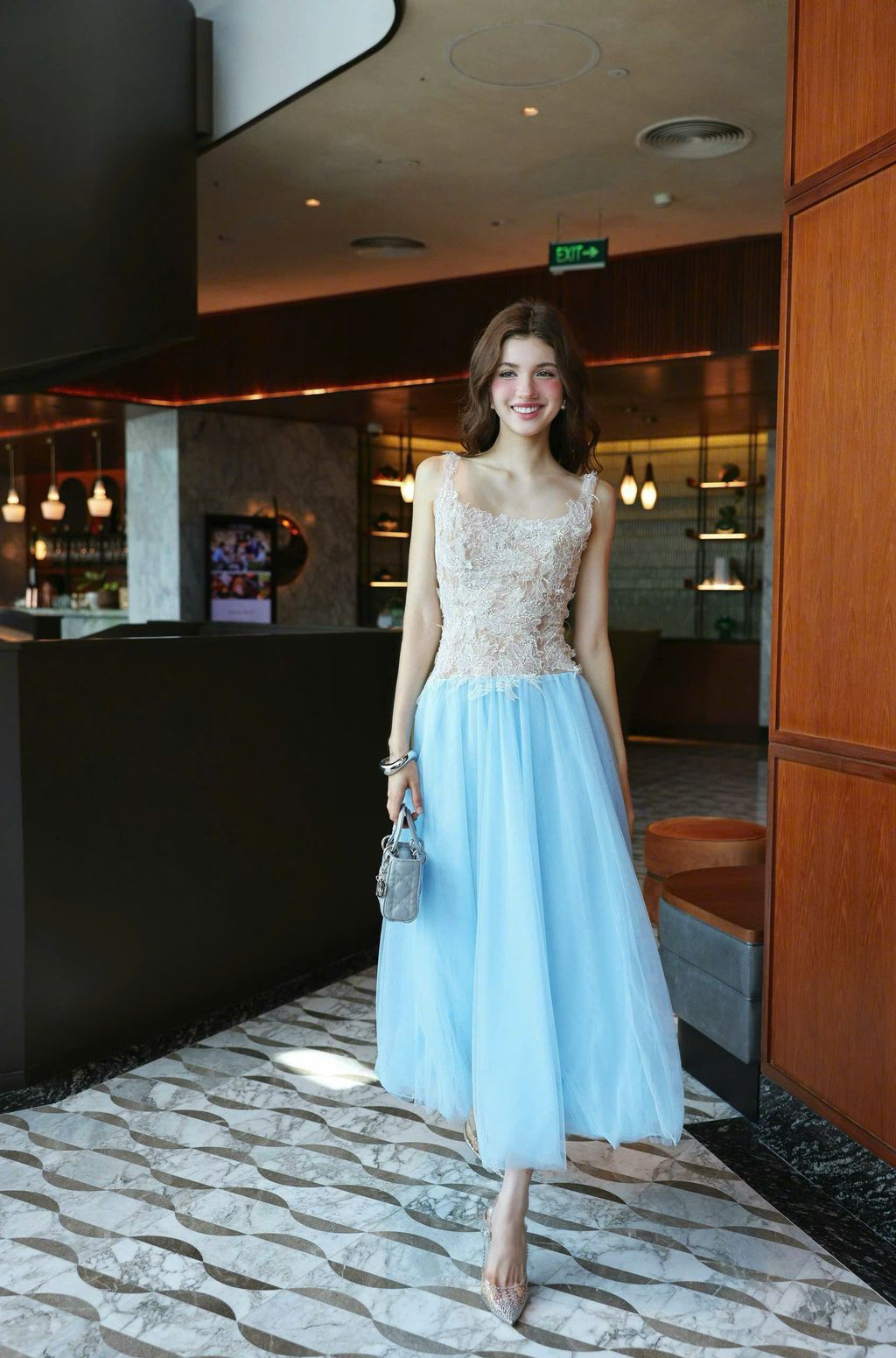 z7215599469388_76847b787c27723f574489c2d914ad39