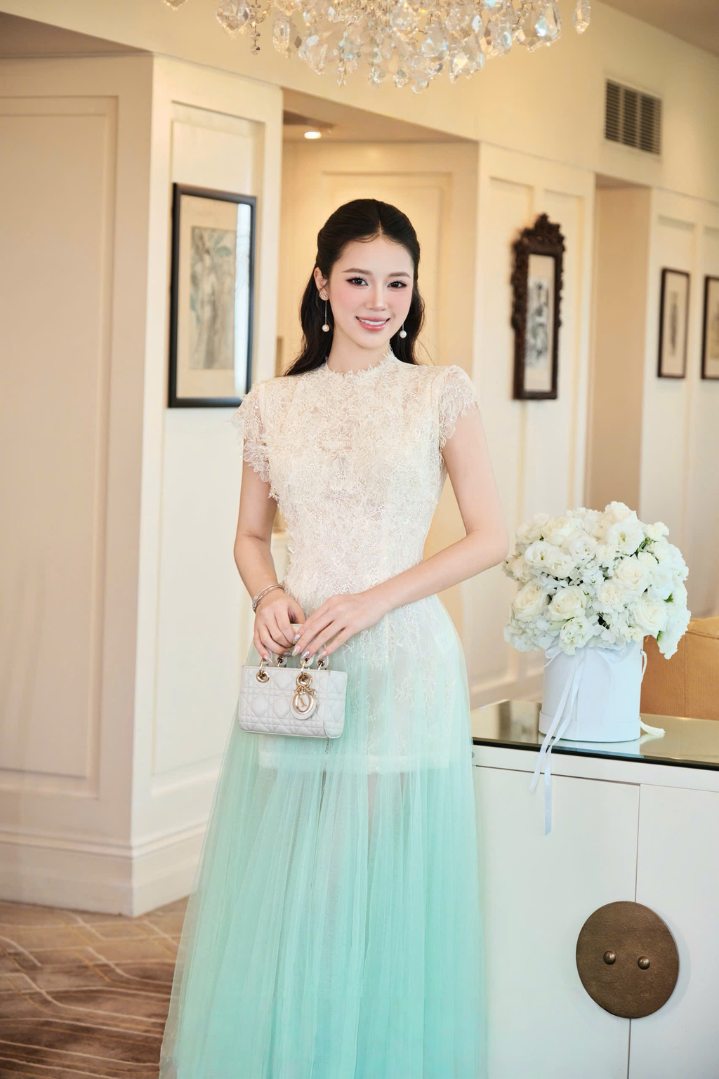 z7111410432495_f406fe754da209865840fdd595560de5_美图设计室AI消除_20251025