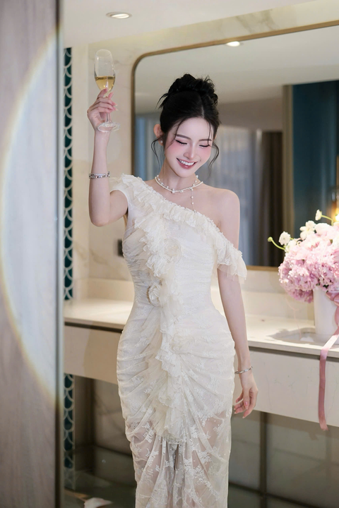 z7135200907811_e6bb9cc4fb9b35ea6982cacecc509743_美图设计室AI消除_20251025 (1)