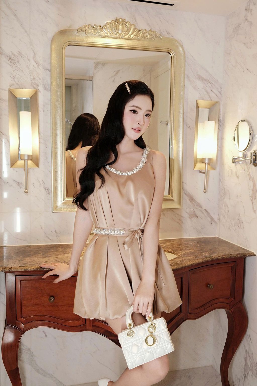 z7242056327970_38283b96535fefe0b06d1c91174d473f