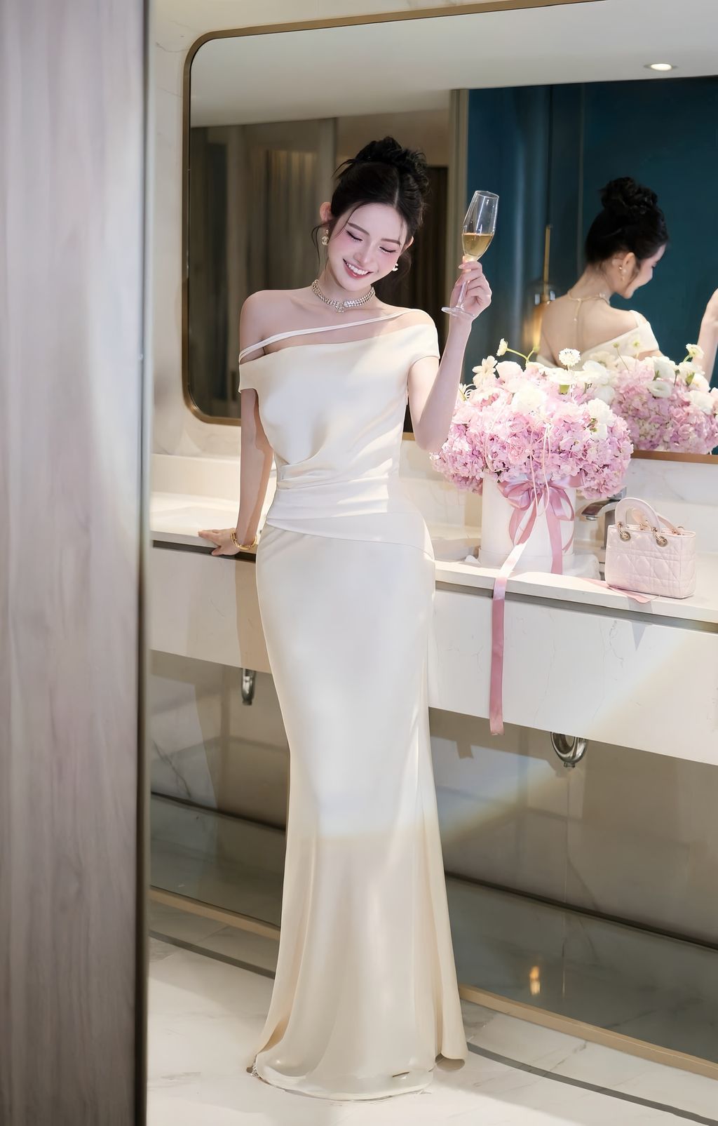 美图设计室变清晰_2025_12_06