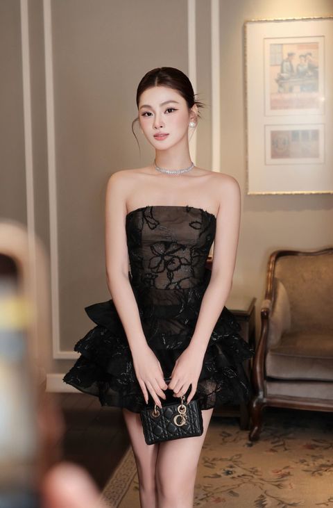 z7332719607608_fdb29c23ed9fb75ae77d150938568ea8