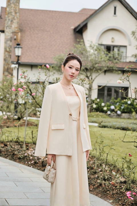 z7256295080803_e32bf4239520c72e4e1fdfff17983004_美图设计室AI消除_20251124