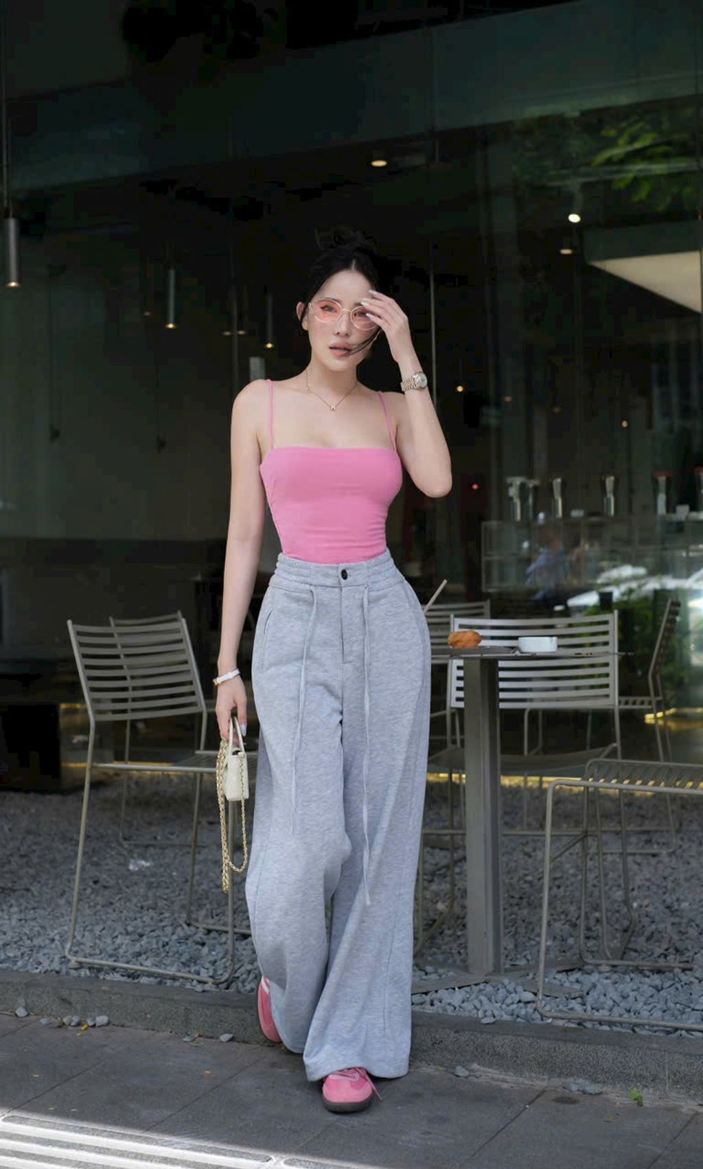 z7250594301707_7071b3ecf80e16a394c45e3afe33d4f1