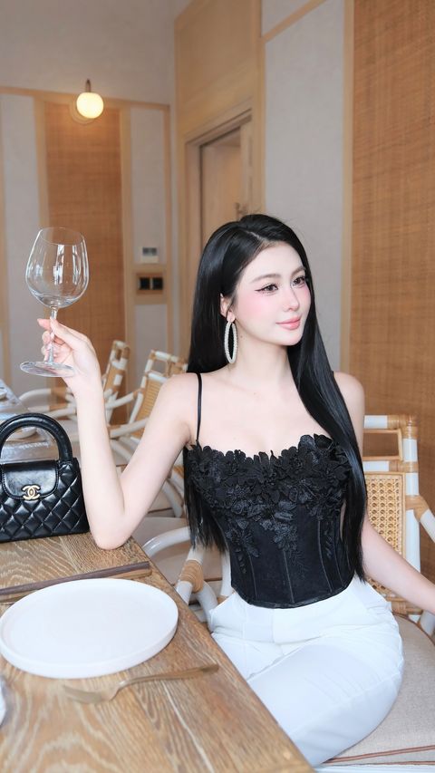 z7257870571913_7aa8cf954924af075f8d1ffa6cba37ec