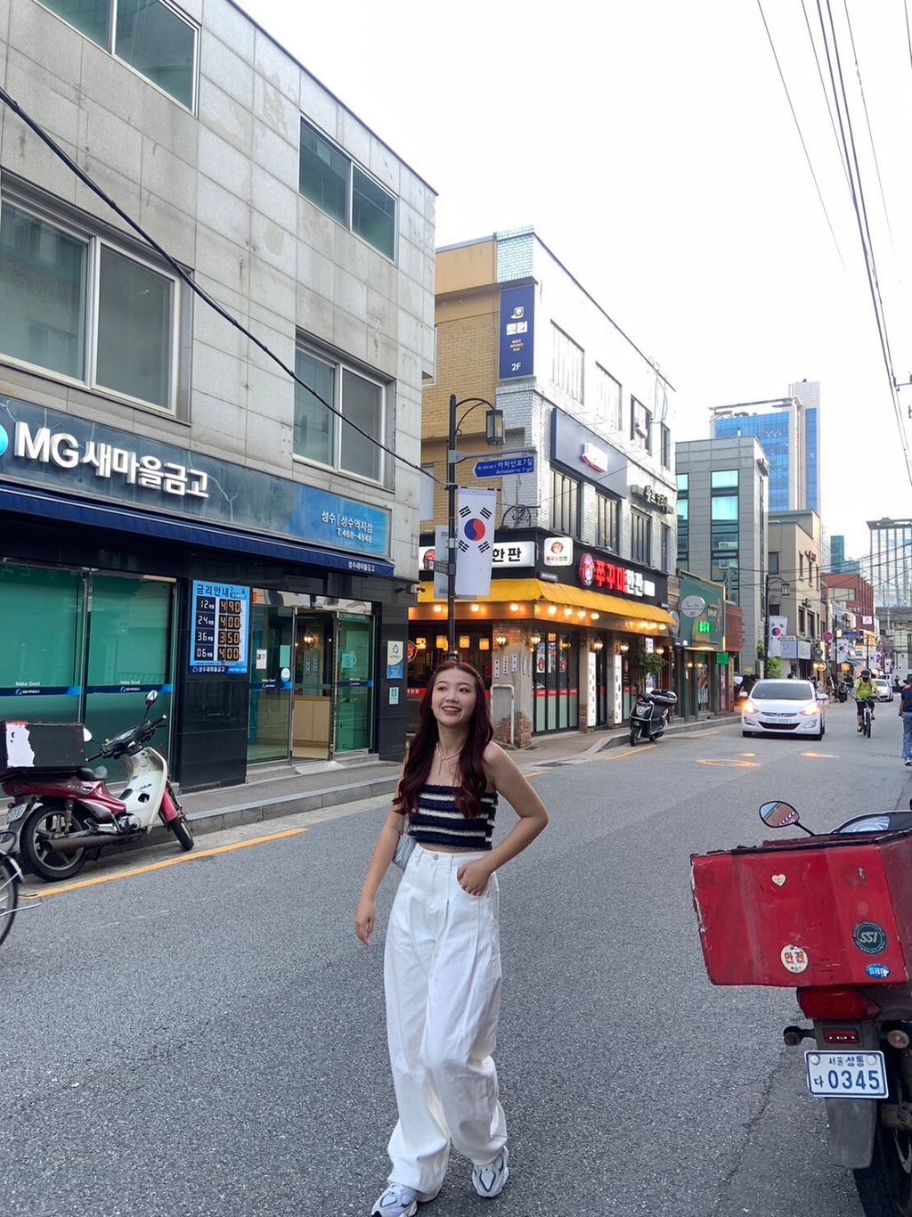 LINE_ALBUM_0602_240513_29