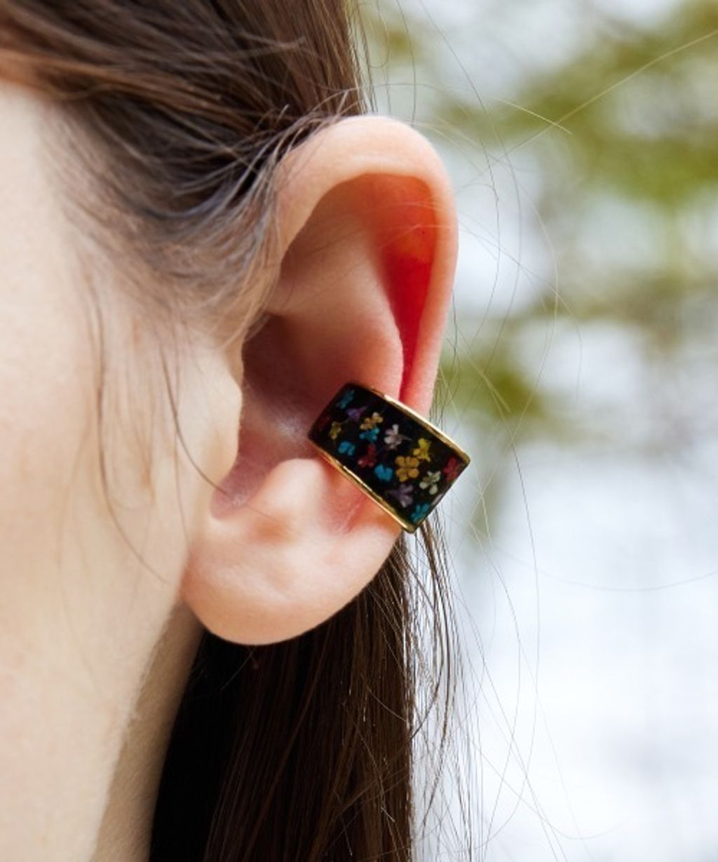 rehacer - Flower Plate Ear Cuff6