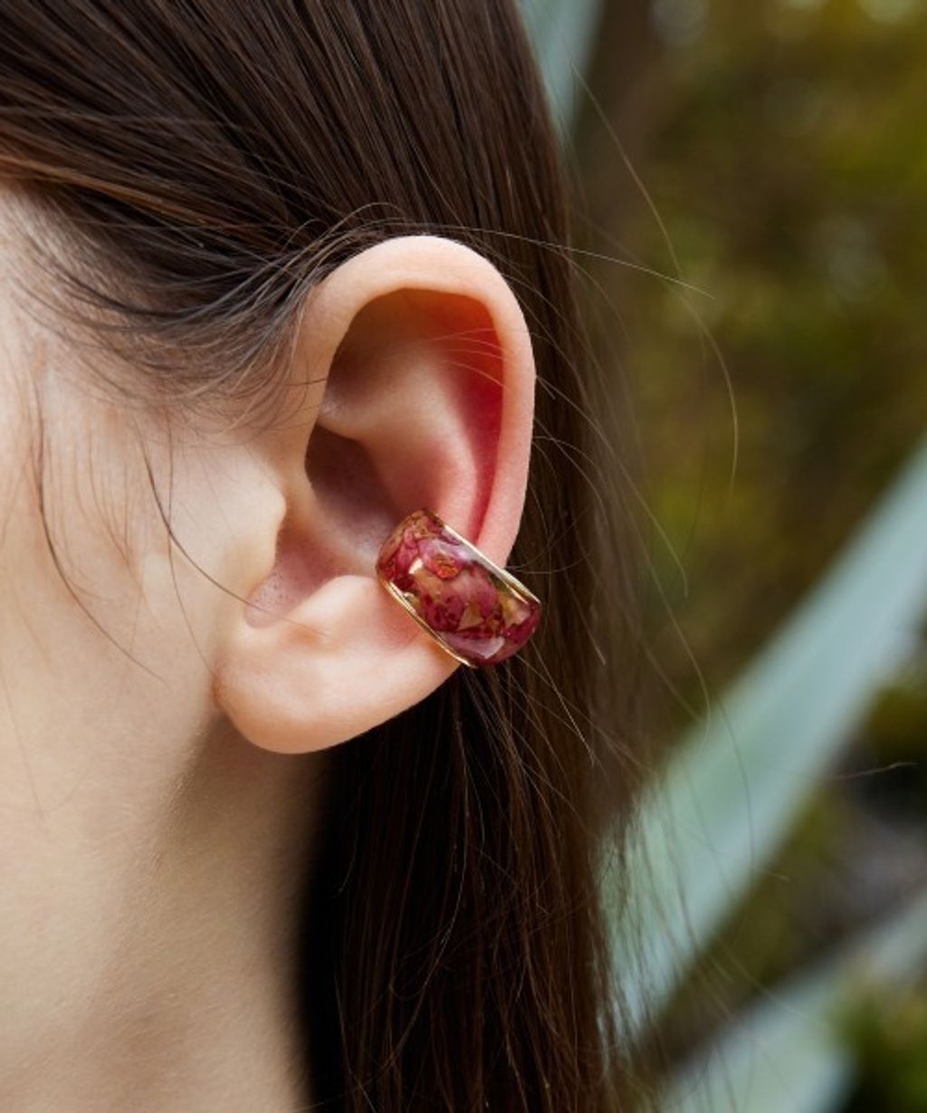 rehacer - Flower Plate Ear Cuff8