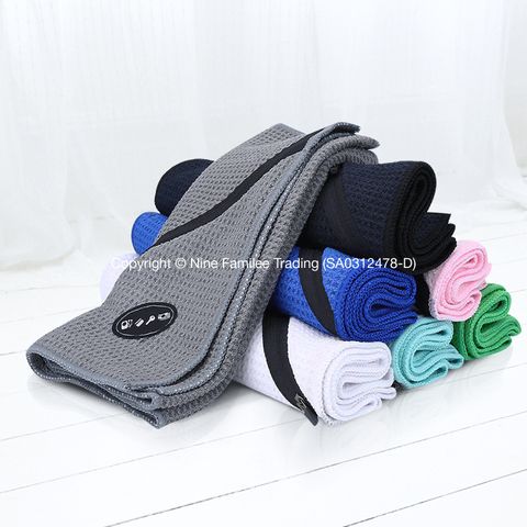 Products - Zip Pocket Sports Towel-01.jpg