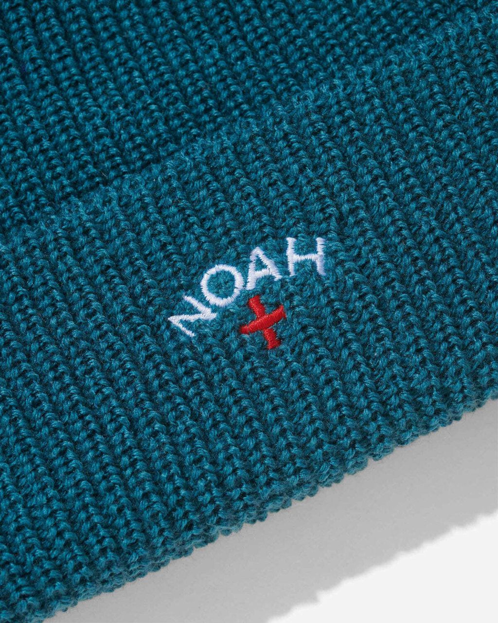 Noah CORE LOGO BEANIE Deep Teal 1