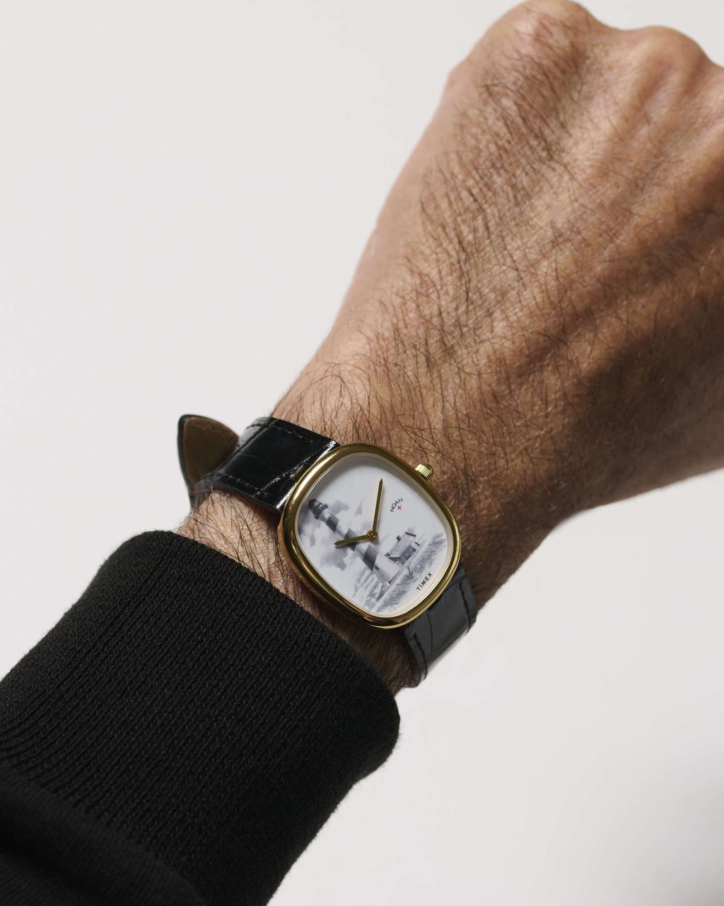NOAH X TIMEX LIGHTHOUSE WATCH BLACK 4