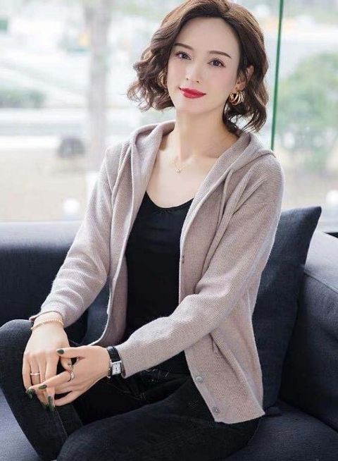 Hot Girl Cardigan    KF70325