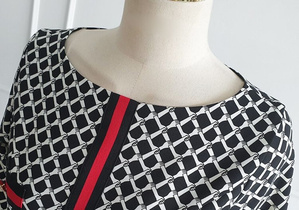 O1CN0120ZR3C1p57GtLT6JO_!!2564575308